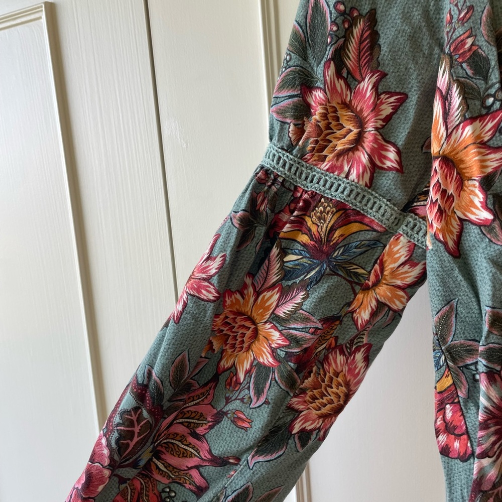 Farm Rio Anthropologie Paola Floral Peasant Blouse Size XS - Picture 5 of 8